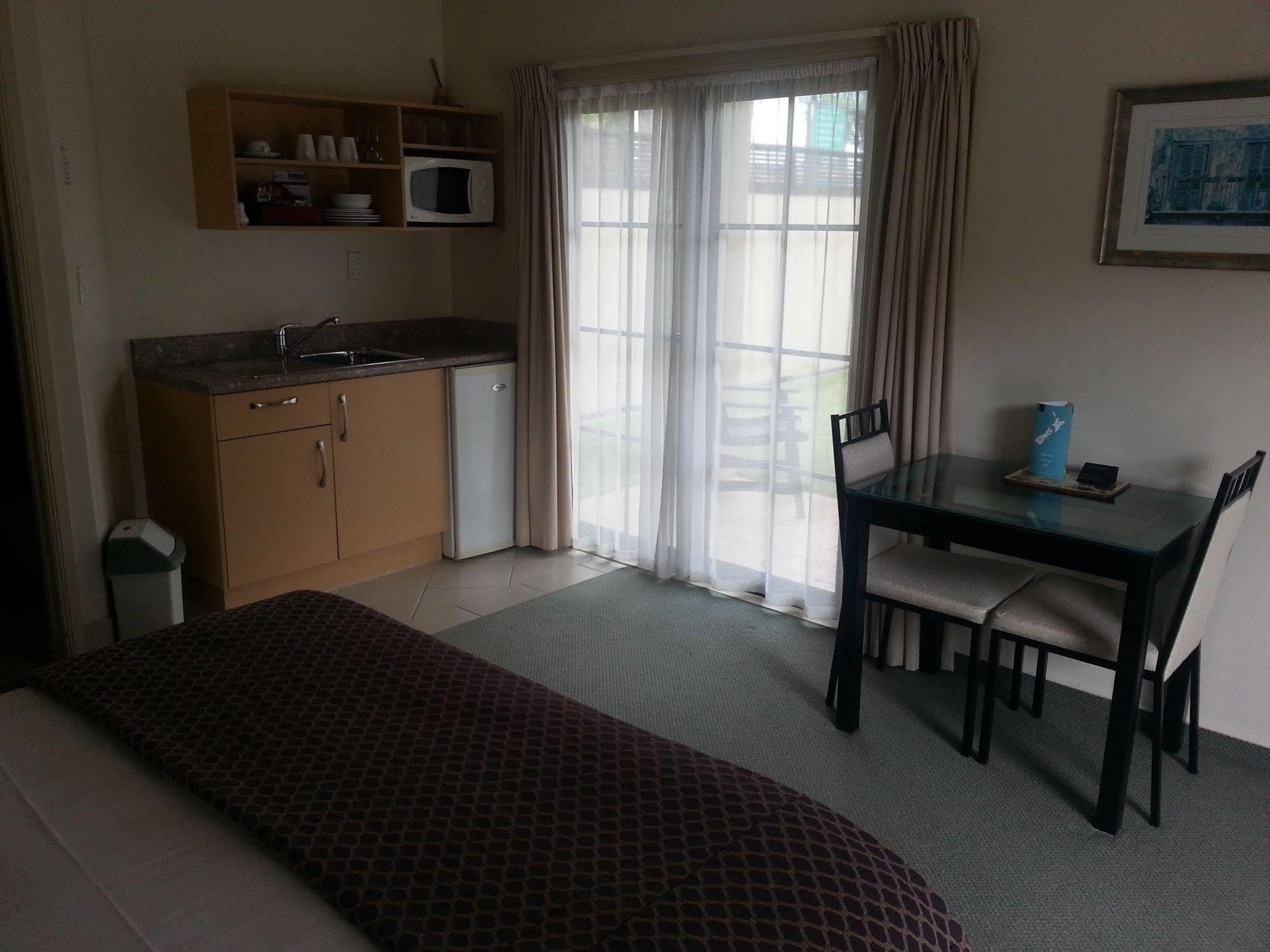 Stay 280 & Stay 284 Rotorua - Refurbished Modern Accommodation Εξωτερικό φωτογραφία