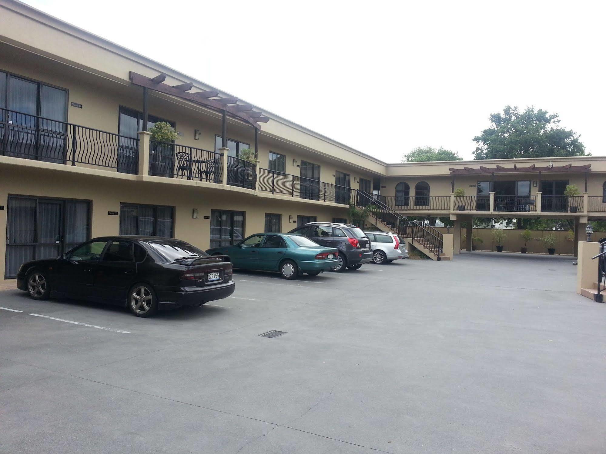 Stay 280 & Stay 284 Rotorua - Refurbished Modern Accommodation Εξωτερικό φωτογραφία